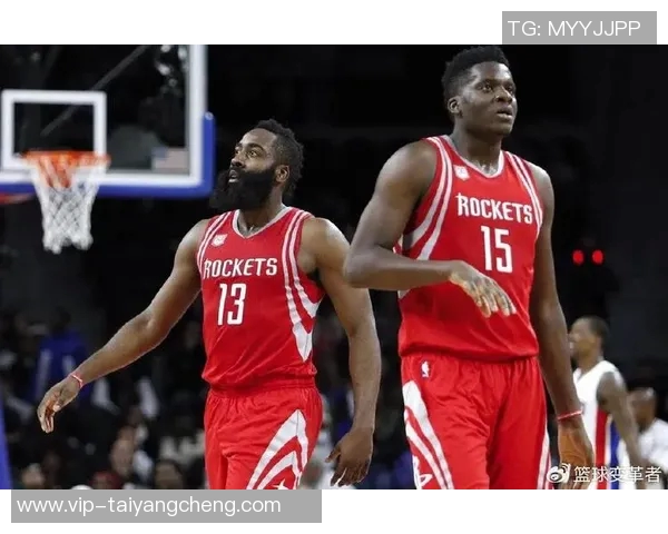 汤姆林表现抢眼10投8中轻松砍下18分6篮板2抢断并贡献5前场板