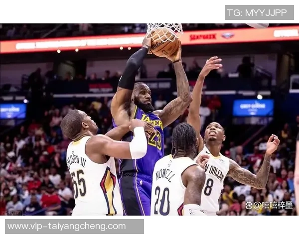 浓眉首节表现稳健6分4板1助助力球队中规中矩展现实力